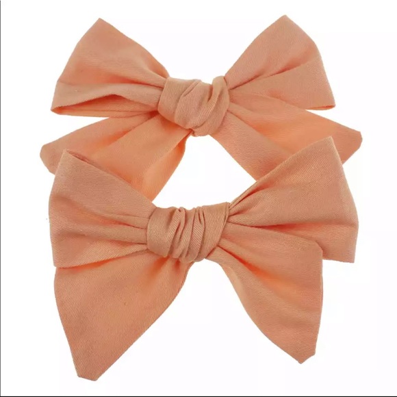Brand New Set of 2 Peach Bows - Picture 8 of 8